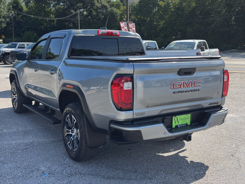 2024 GMC Canyon AT4