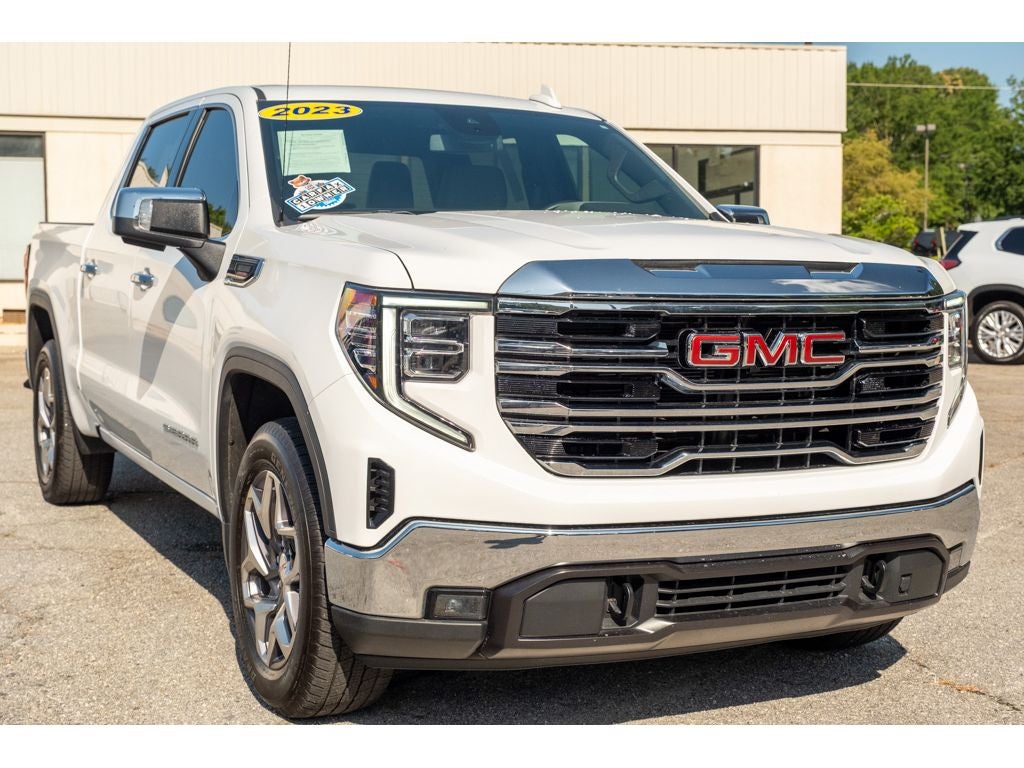 2023 GMC Sierra 1500 SLT