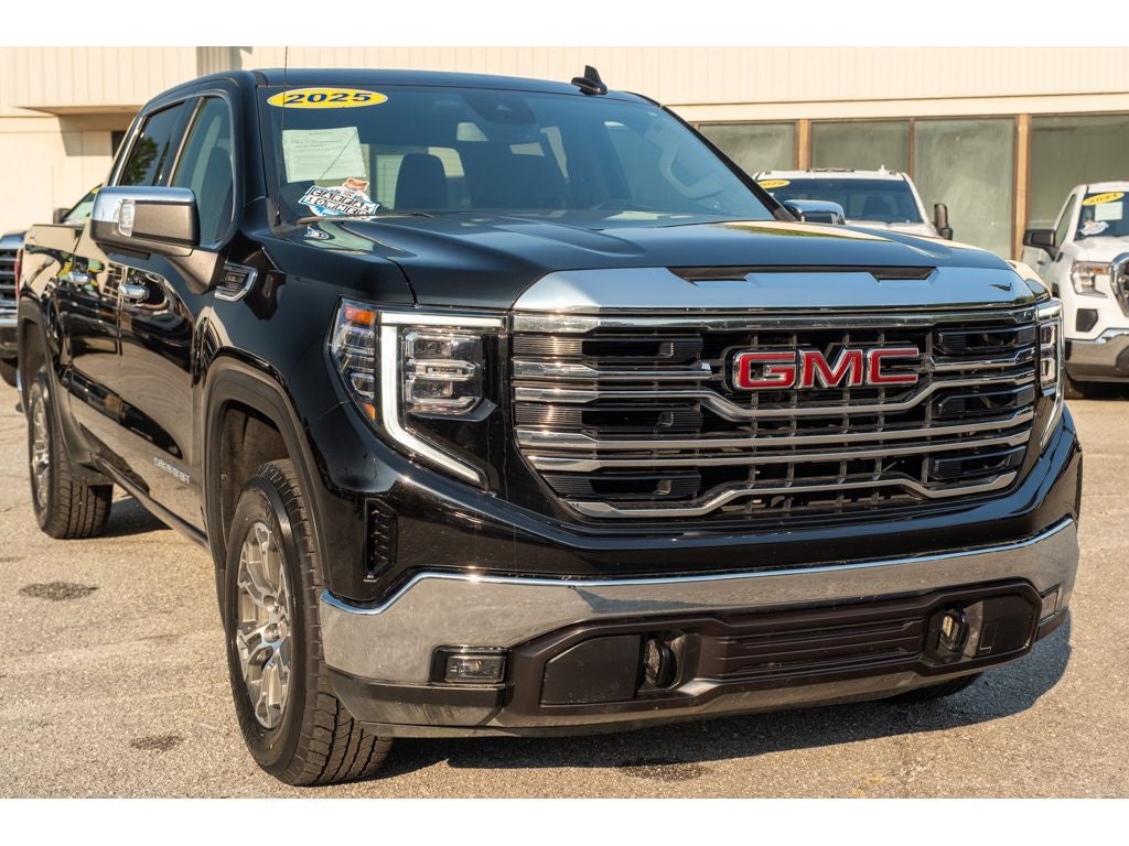 2025 GMC Sierra 1500 SLT