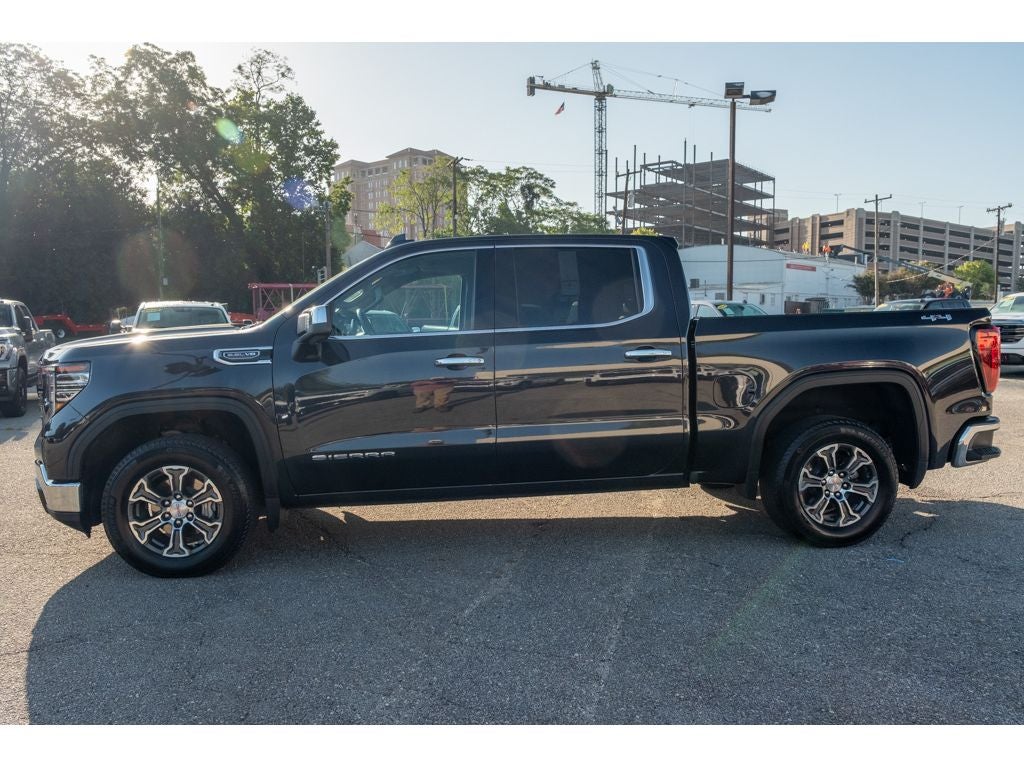 2025 GMC Sierra 1500 SLT