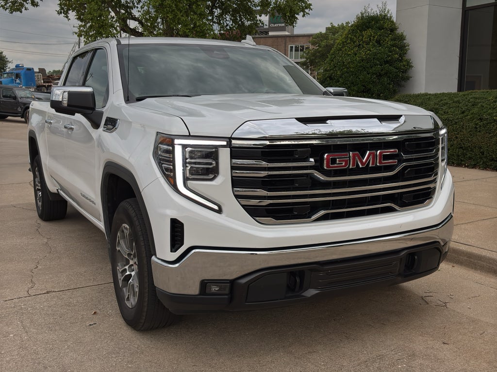 2025 GMC Sierra 1500 SLT