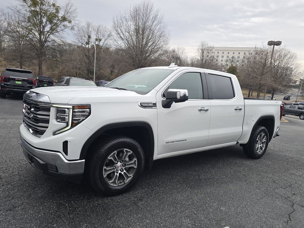 2025 GMC Sierra 1500 SLT