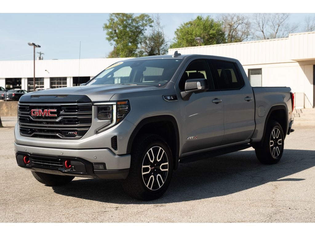 2025 GMC Sierra 1500 AT4