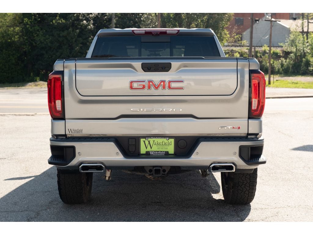 2025 GMC Sierra 1500 AT4