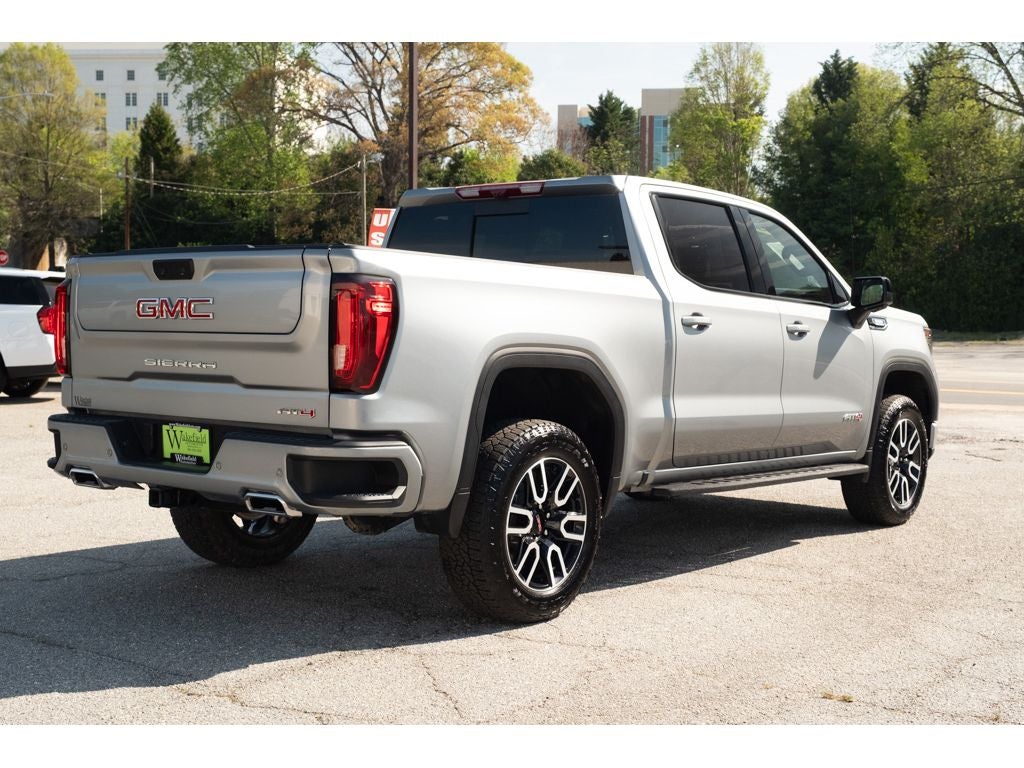 2025 GMC Sierra 1500 AT4