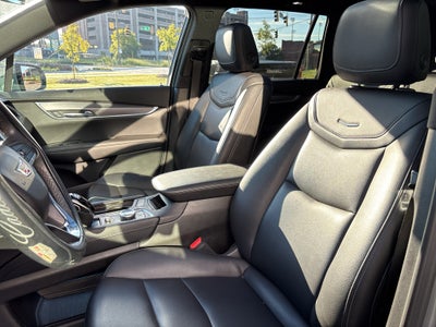 2023 Cadillac XT6 FWD Luxury