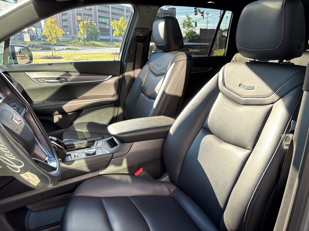 2023 Cadillac XT6 FWD Luxury
