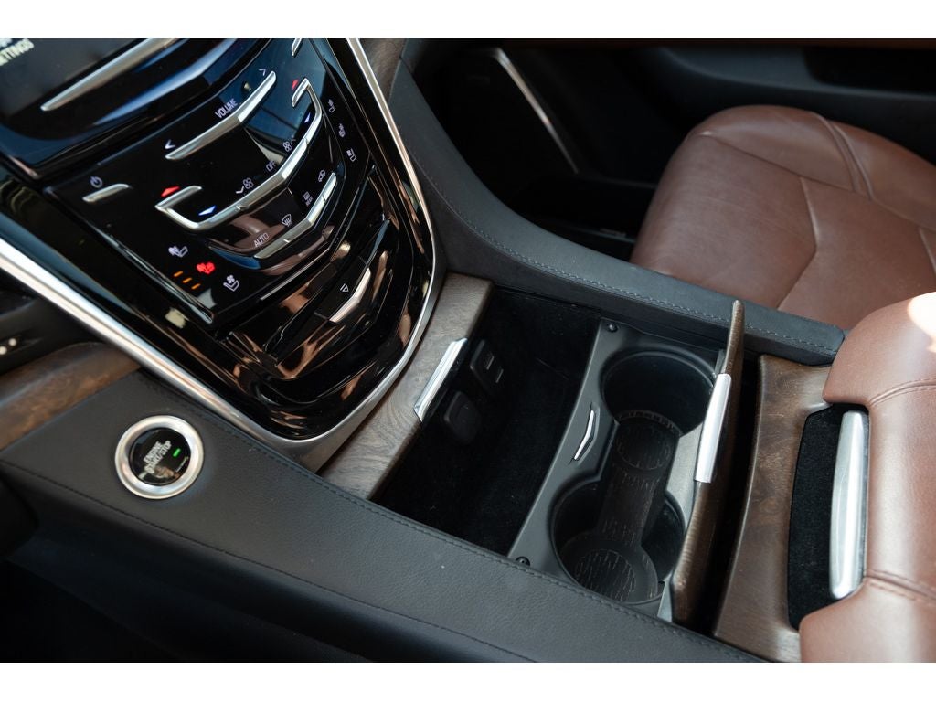 2019 Cadillac Escalade Luxury