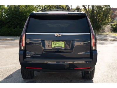 2019 Cadillac Escalade Luxury