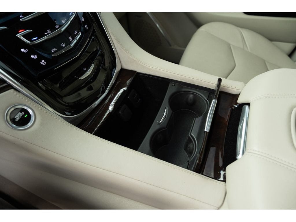 2016 Cadillac Escalade Luxury Collection