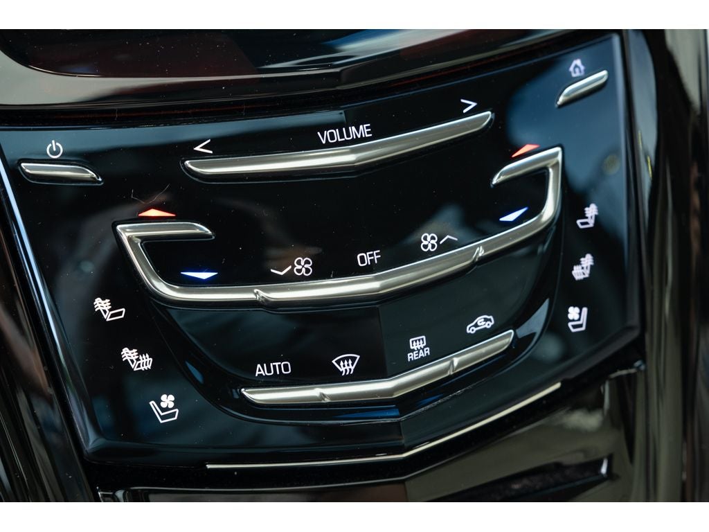 2016 Cadillac Escalade Luxury Collection