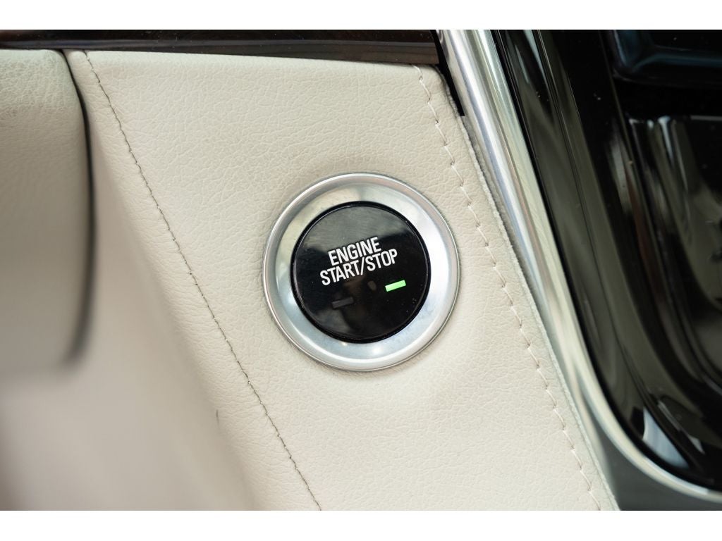 2016 Cadillac Escalade Luxury Collection