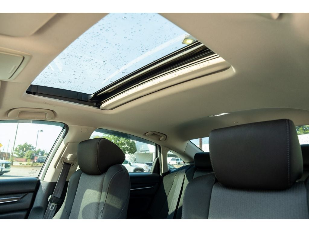 2021 Honda Accord Hybrid EX