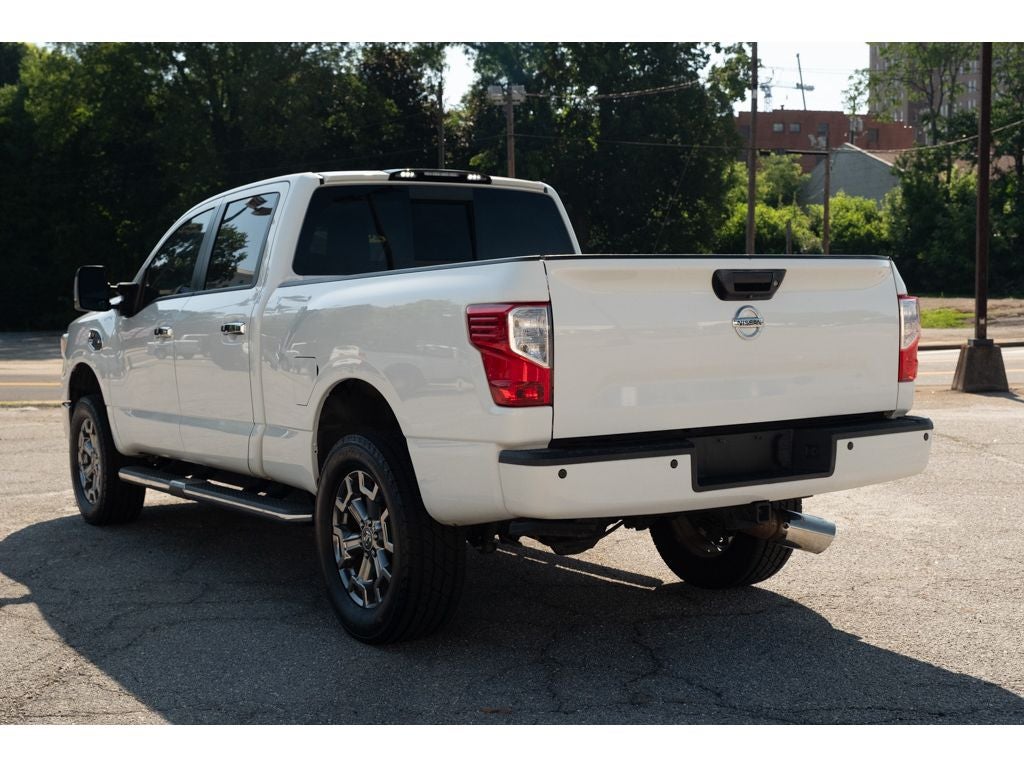 2019 Nissan Titan XD SV