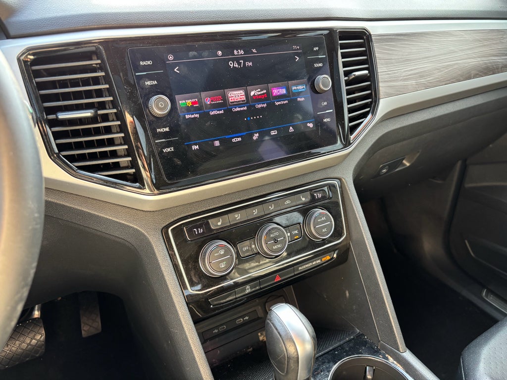 2022 Volkswagen Atlas Cross Sport 3.6L V6 SE w/Technology