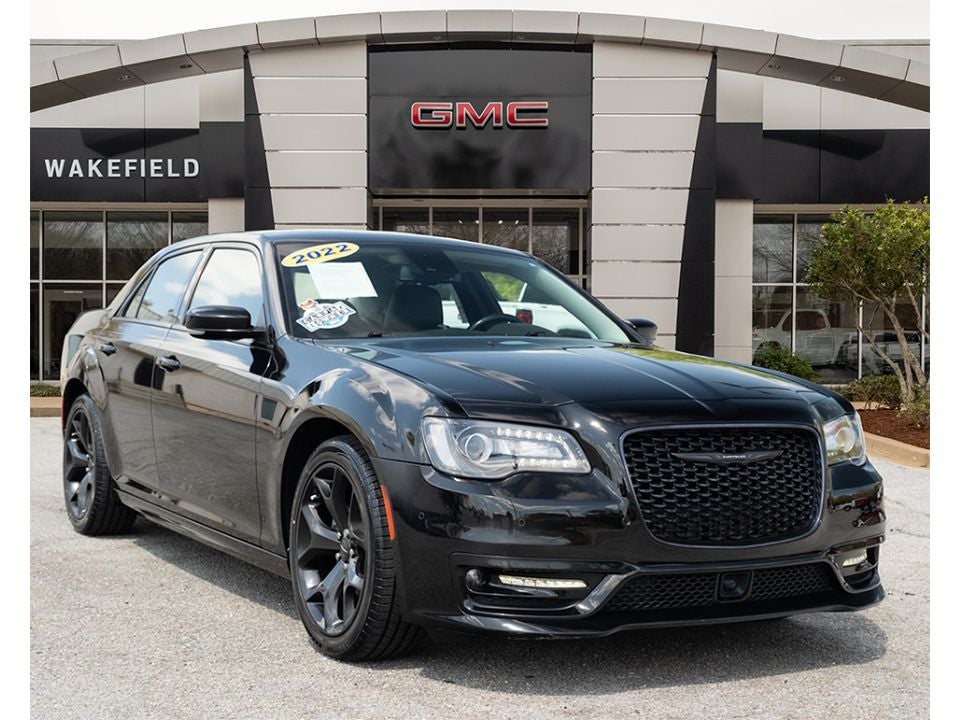 2022 Chrysler 300 Touring L