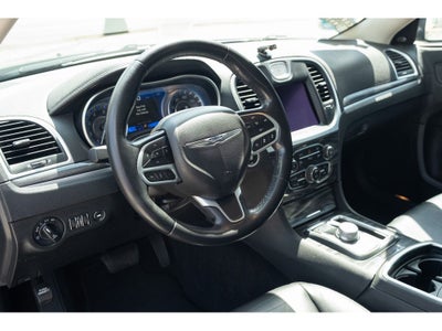 2022 Chrysler 300 Touring L