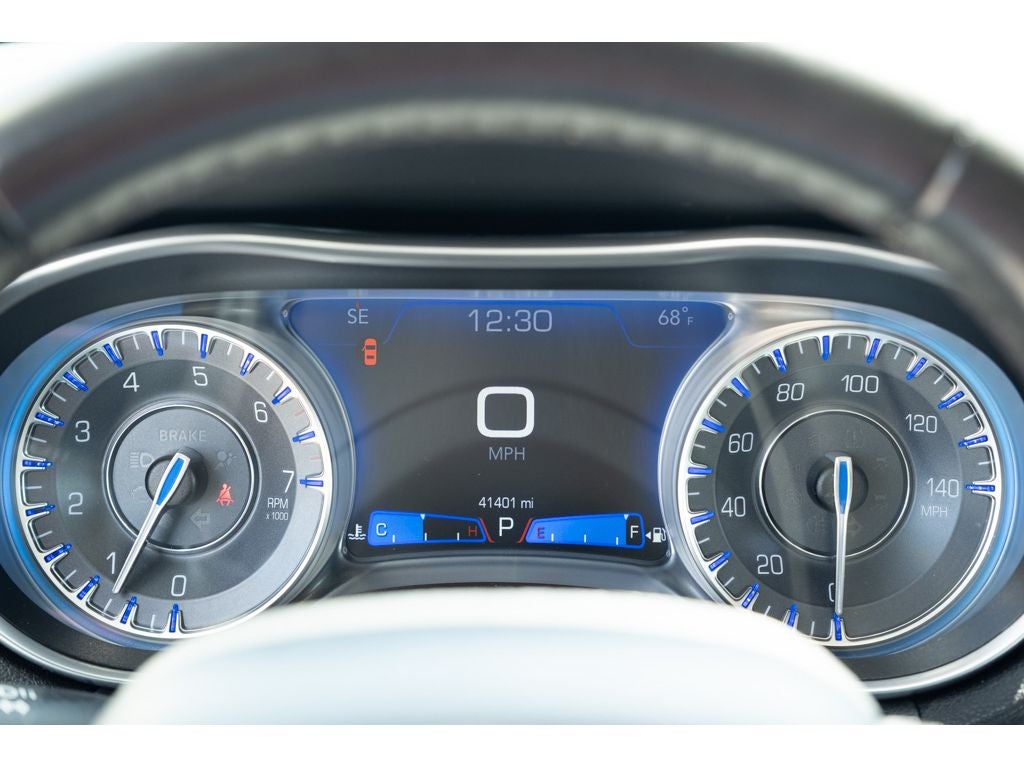 2022 Chrysler 300 Touring L