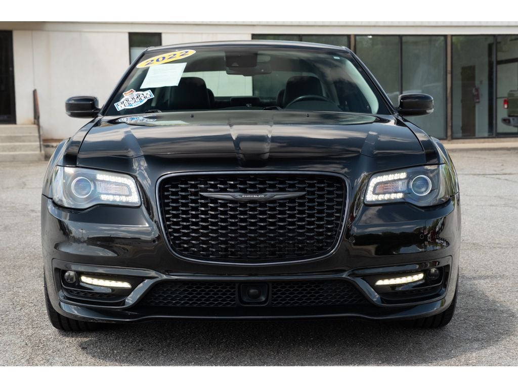 2022 Chrysler 300 Touring L