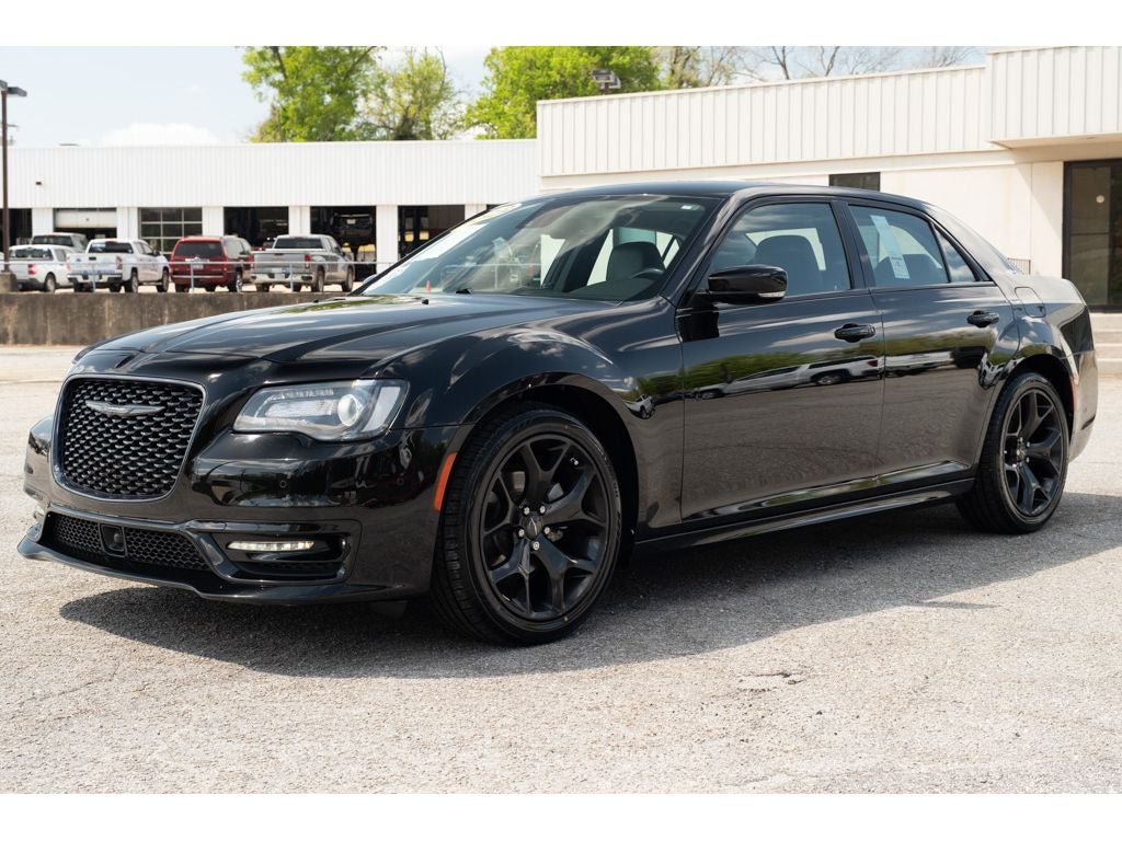 2022 Chrysler 300 Touring L