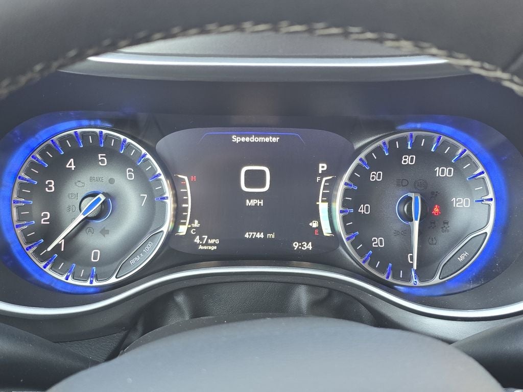 2024 Chrysler Pacifica Touring L