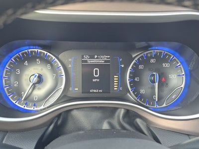 2023 Chrysler Voyager LX