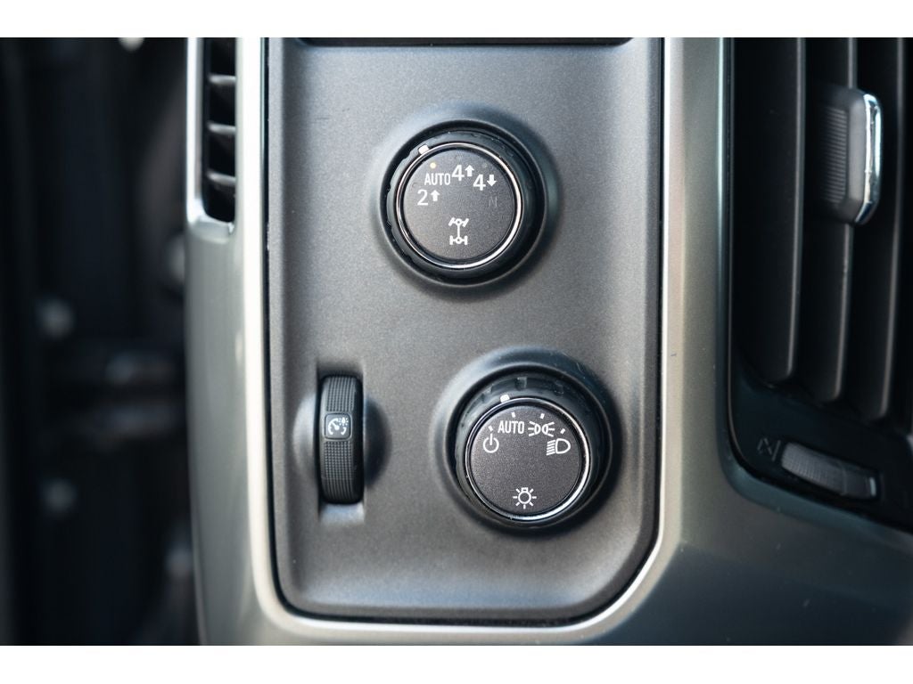 2019 Chevrolet Silverado LD LT