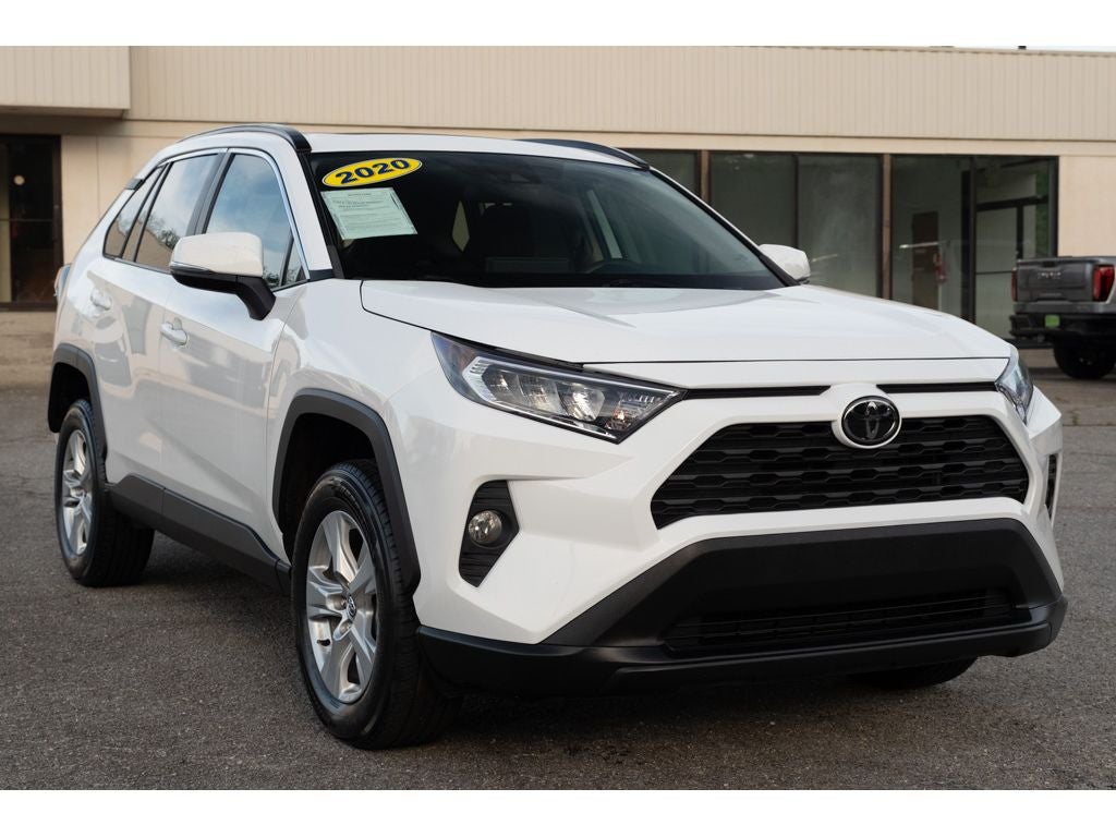 2020 Toyota RAV4 XLE