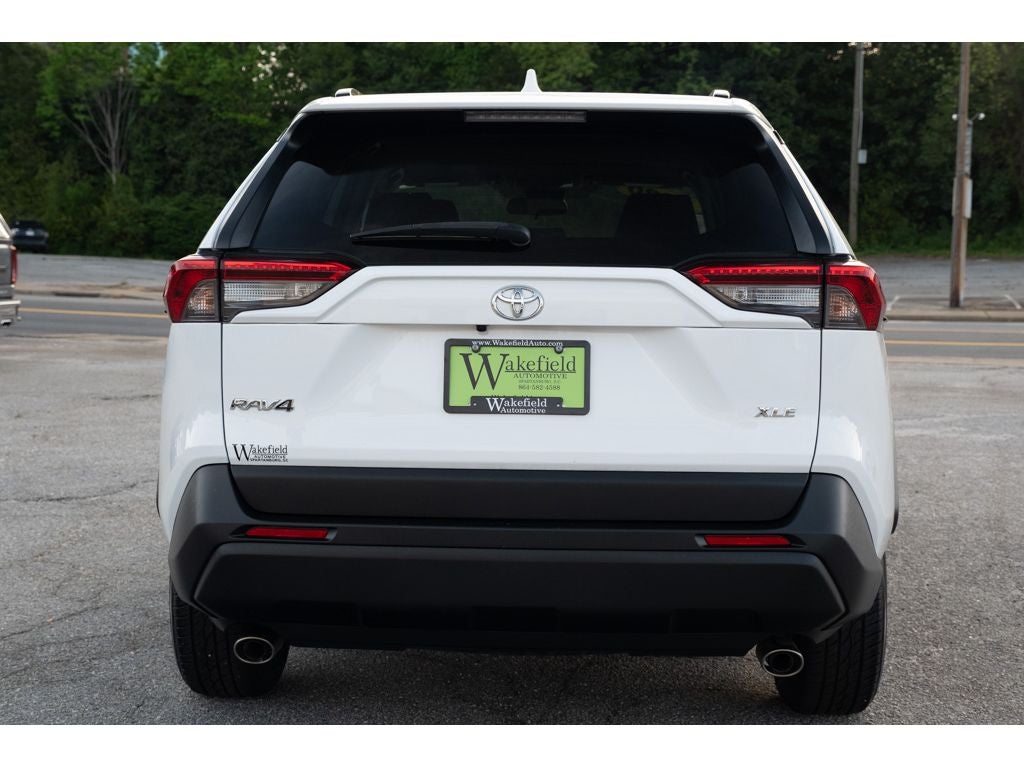 2020 Toyota RAV4 XLE