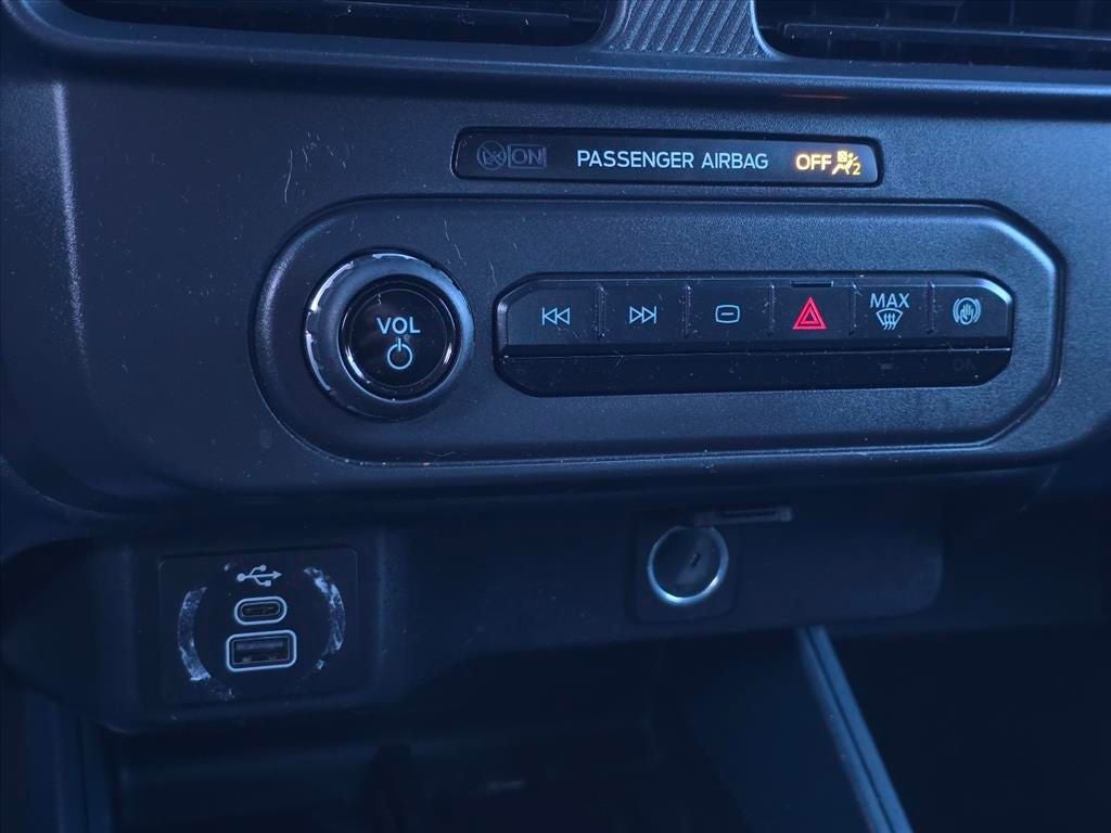 2025 Ford Maverick XL