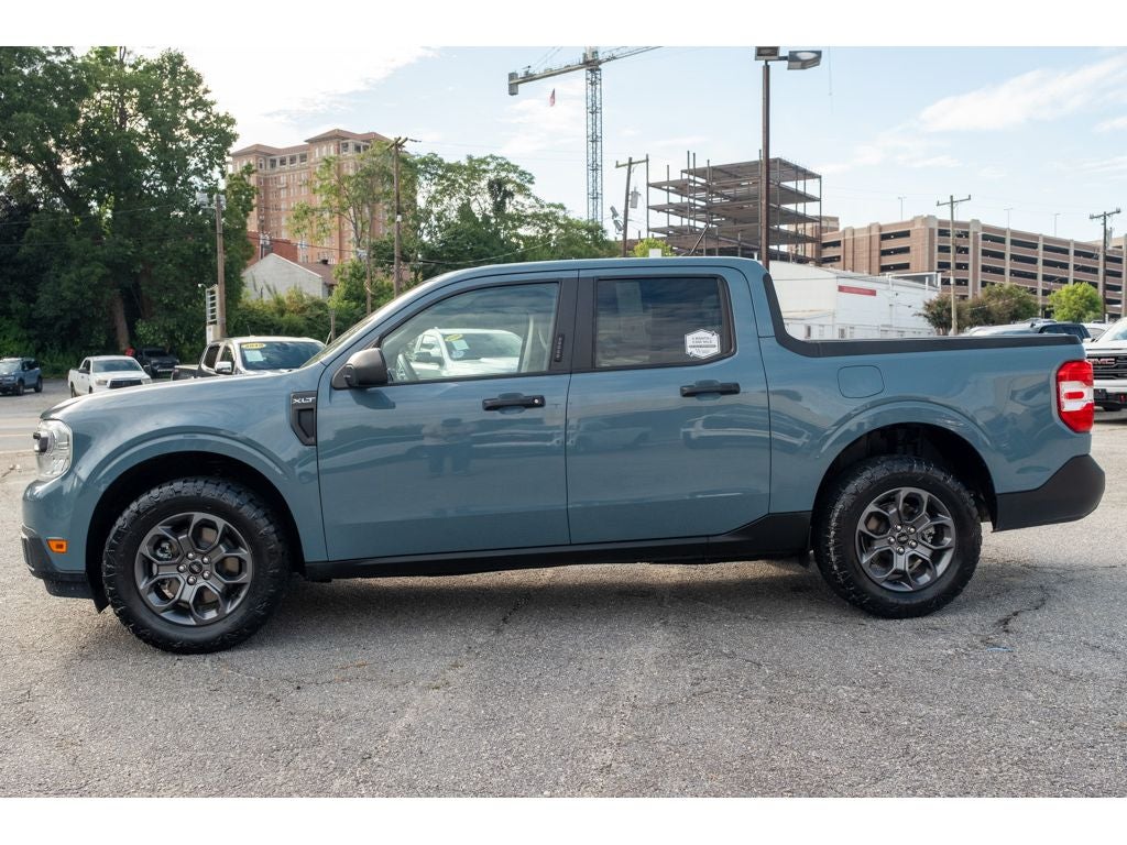 2022 Ford Maverick XL
