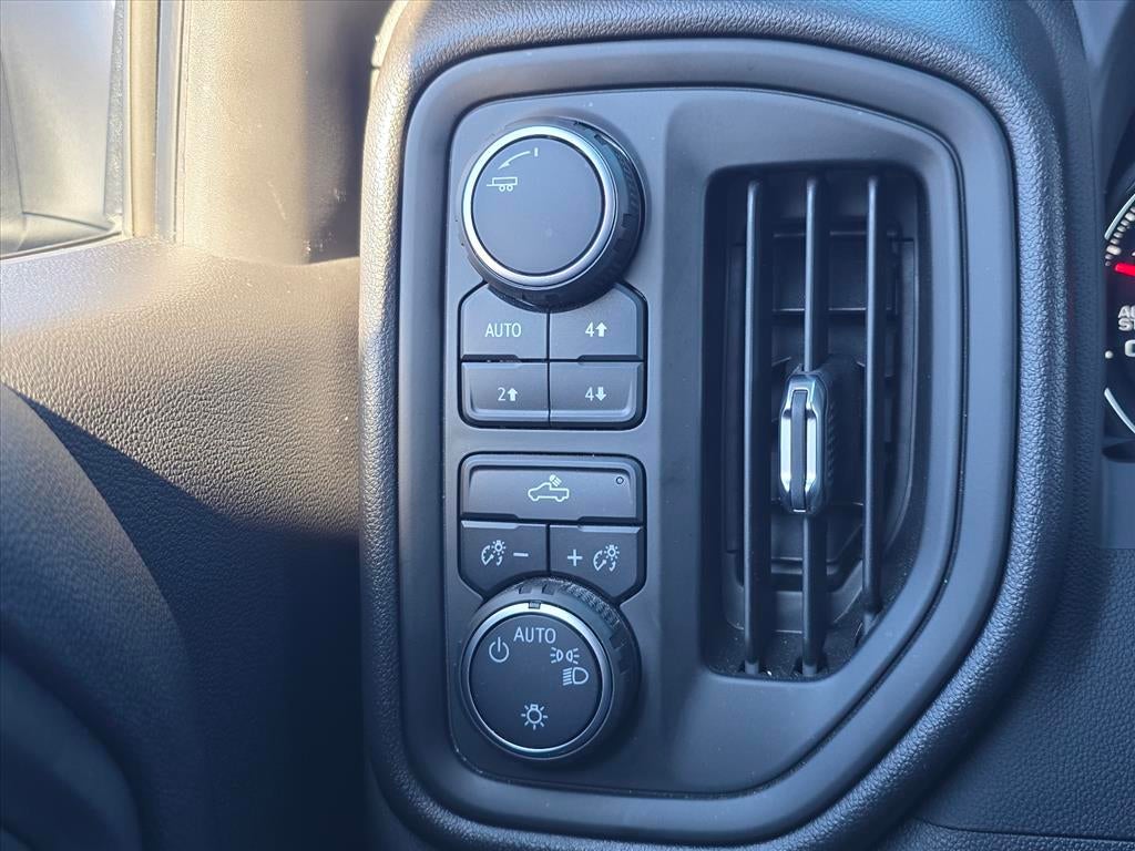 2023 Chevrolet Silverado 1500 Custom Trail Boss