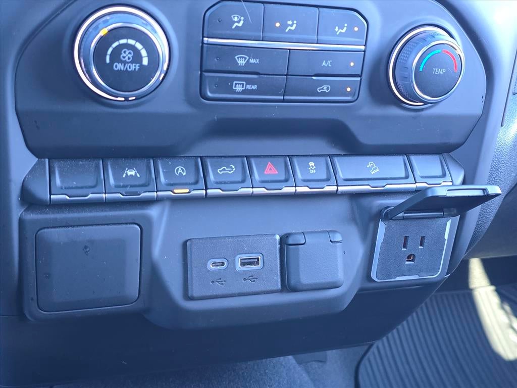 2023 Chevrolet Silverado 1500 Custom Trail Boss