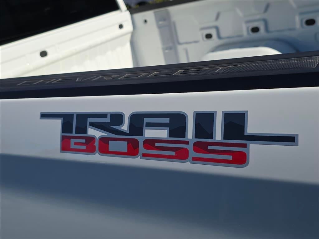 2023 Chevrolet Silverado 1500 Custom Trail Boss