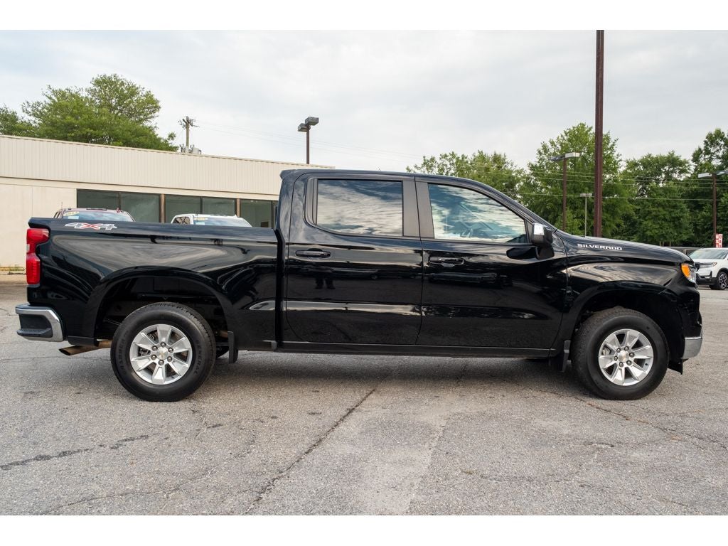 2025 Chevrolet Silverado 1500 LT