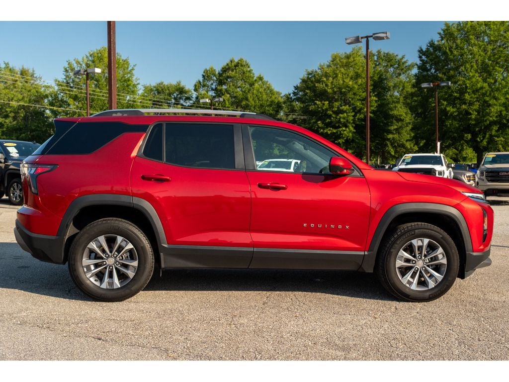 2025 Chevrolet Equinox LT
