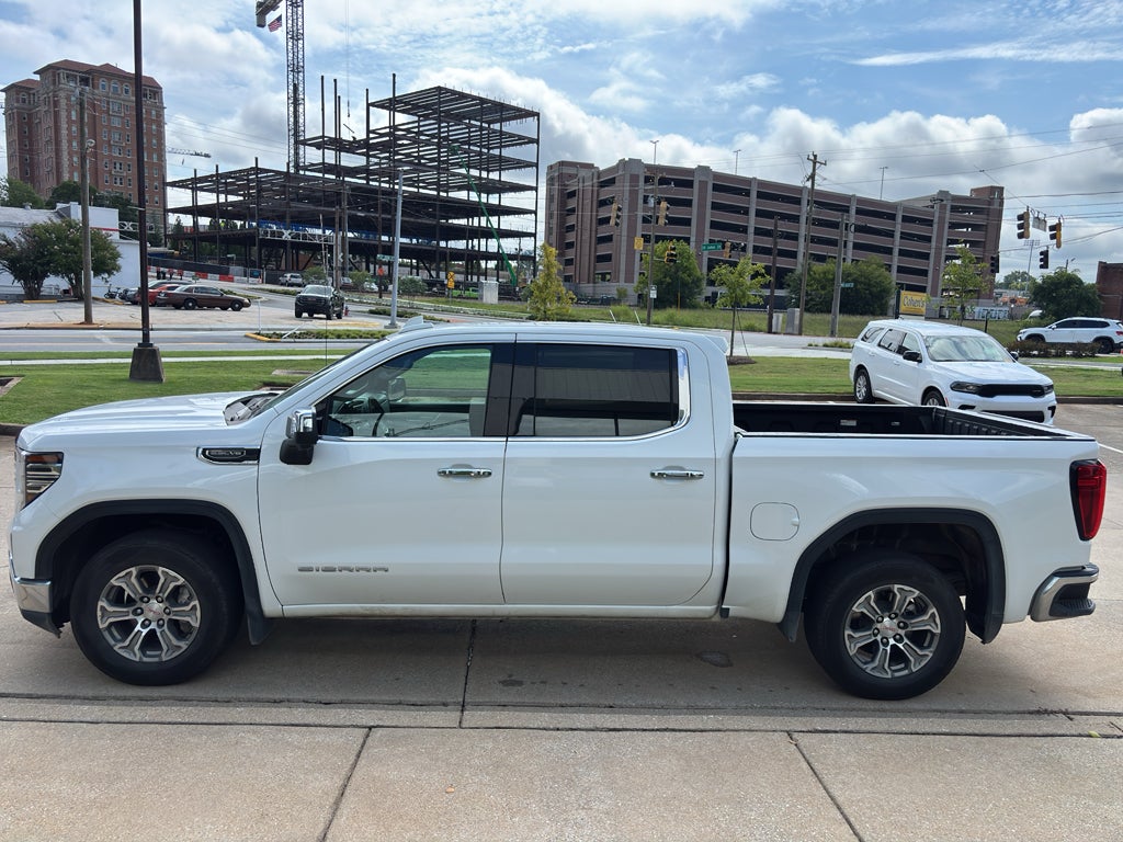 2025 GMC Sierra 1500 SLT