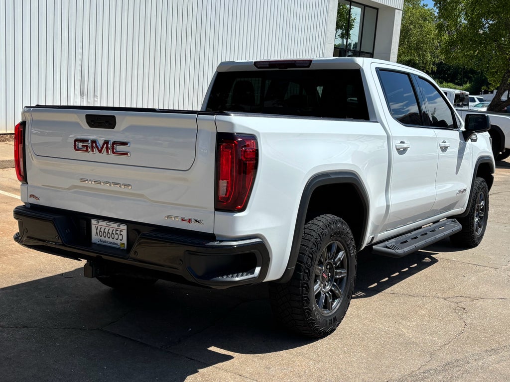 2024 GMC Sierra 1500 AT4X