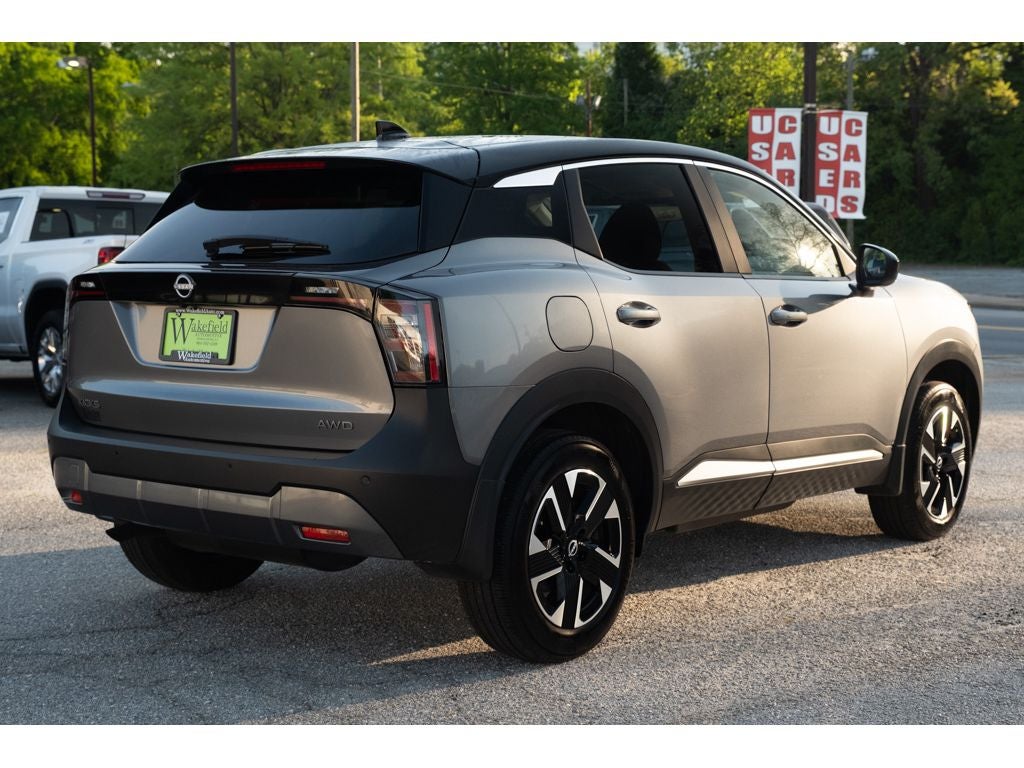 2025 Nissan Kicks SV