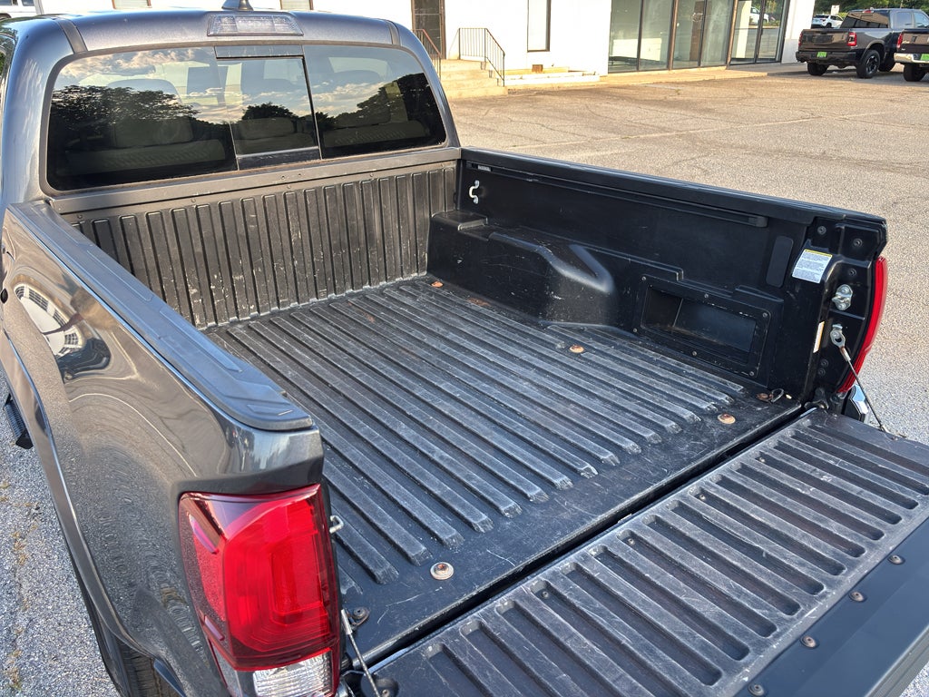 2020 Toyota Tacoma 2WD SR5