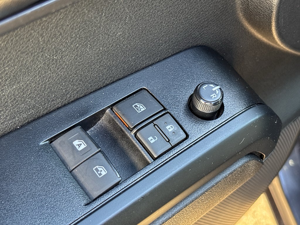 2023 Toyota Tacoma 2WD SR