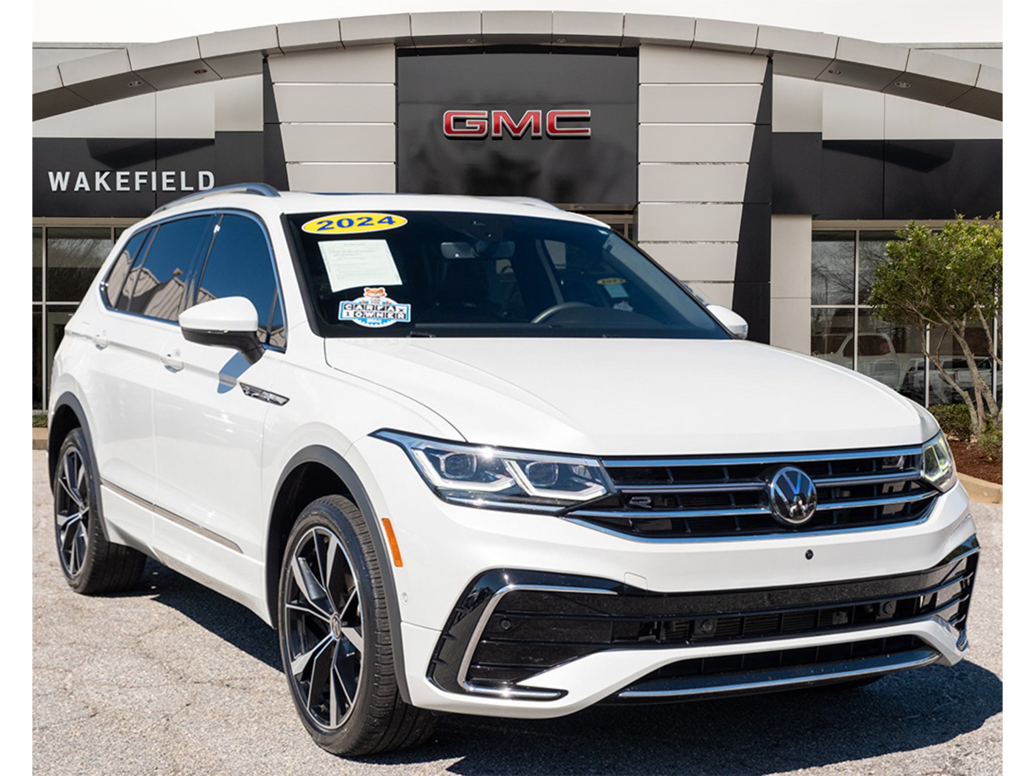 2024 Volkswagen Tiguan SEL R-Line