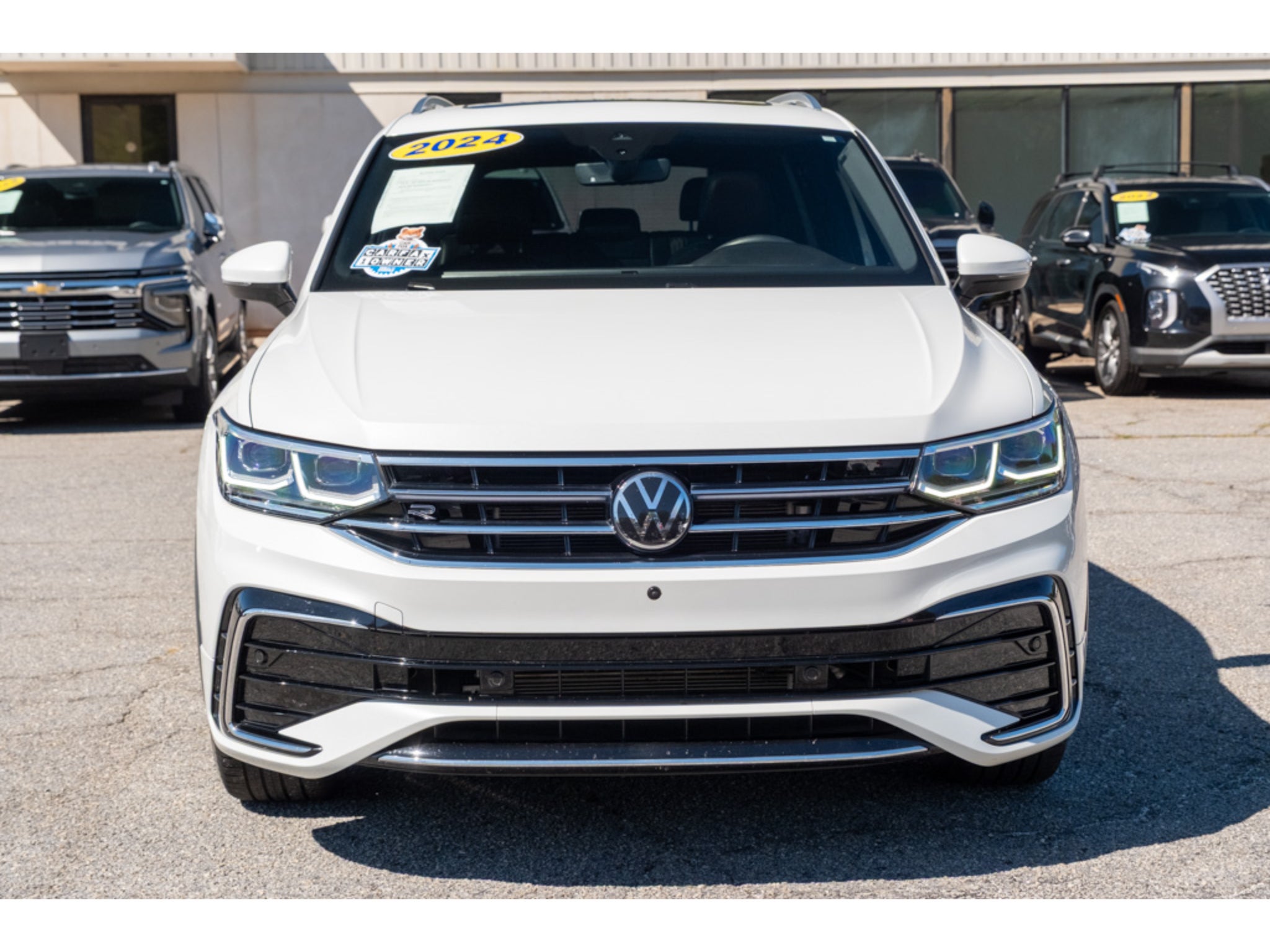 2024 Volkswagen Tiguan SEL R-Line