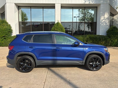 2023 Volkswagen Taos SE
