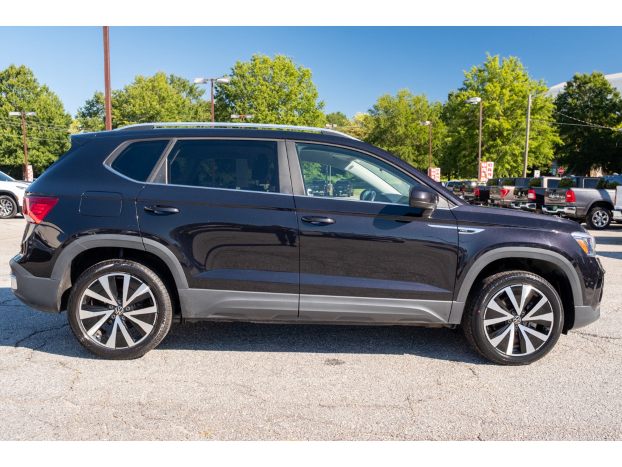 2022 Volkswagen Taos SE