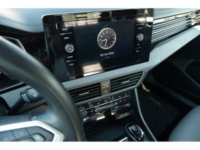 2025 Volkswagen Jetta SE