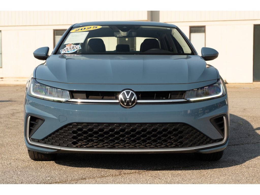 2025 Volkswagen Jetta SE