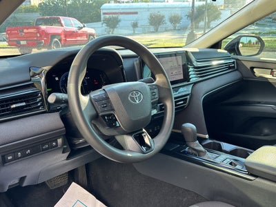 2025 Toyota Camry LE