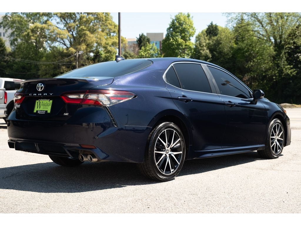 2022 Toyota Camry SE