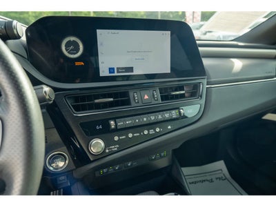 2023 Lexus ES ES 350 F SPORT Handling